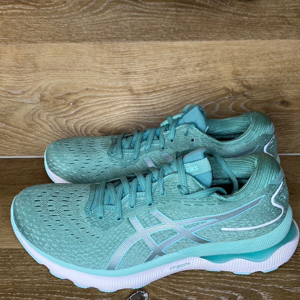 ASICS Gel-Nimbus 24 Size 11
